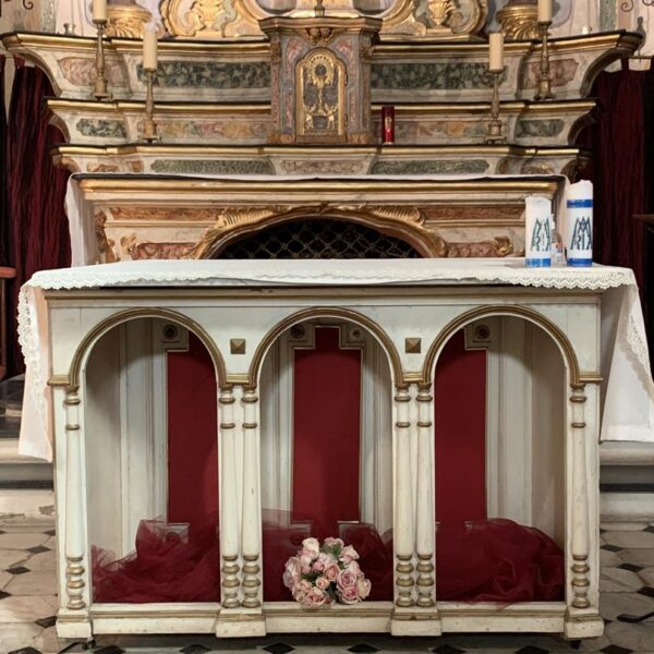 Detalhe do altar da Église Notre Dame de l'Assomption